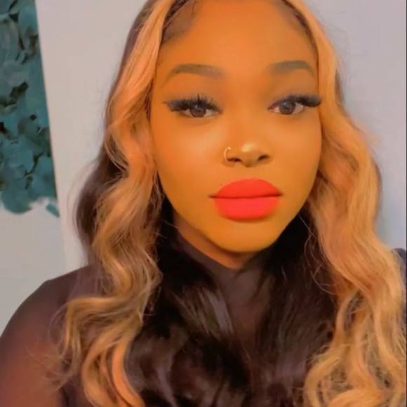 Meet your Posher, Jacqueline - Picture 1 of 1